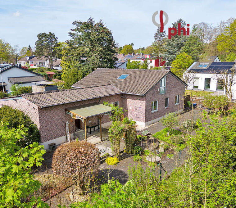 Immobilienmakler Aachen Villa kaufen mit Immobilienbewertung