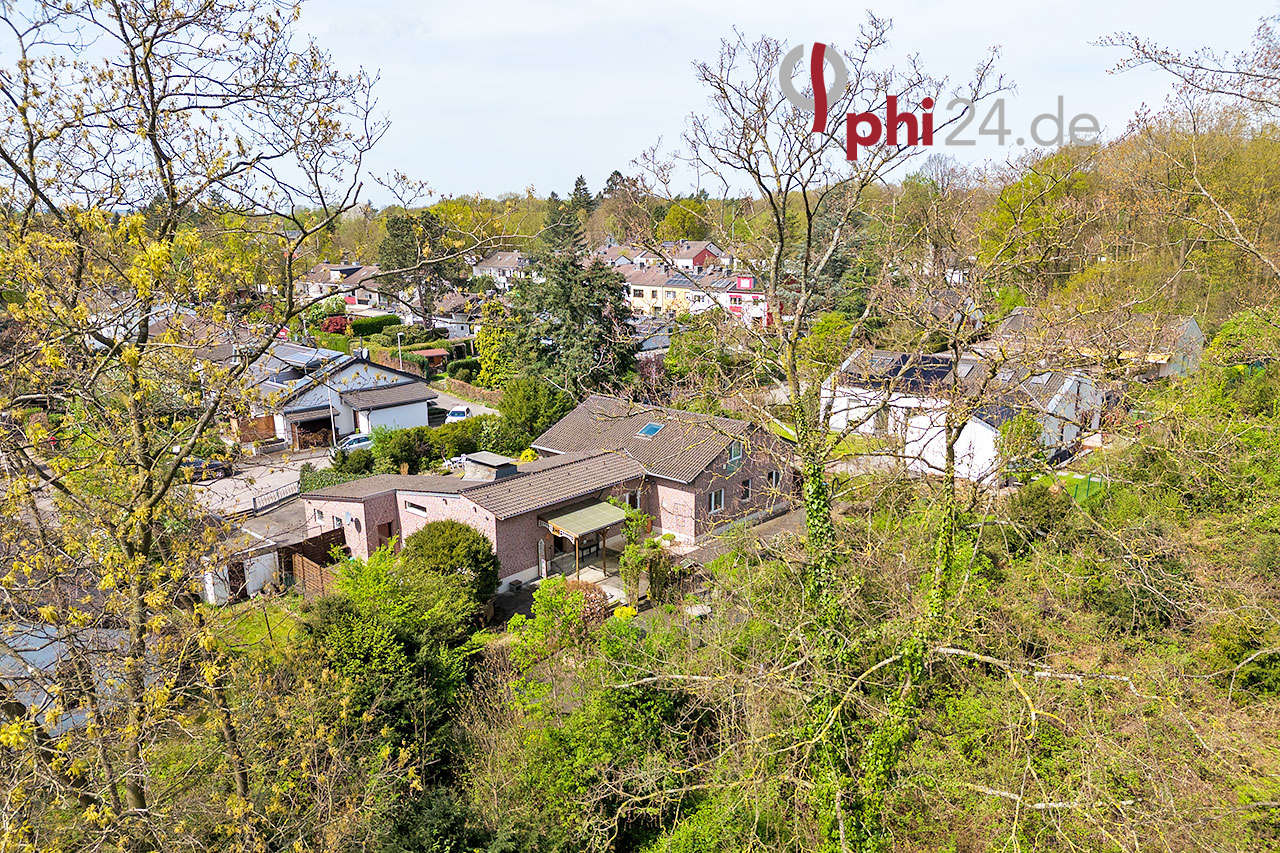 Immobilienmakler Aachen Villa kaufen mit Immobilienbewertung