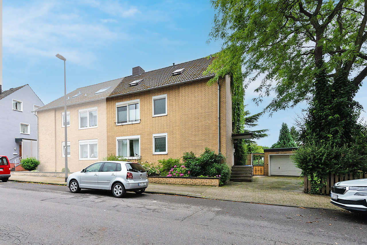 Immobilienmakler Aachen Zweifamilienhaus kaufen mit Immobilienbewertung